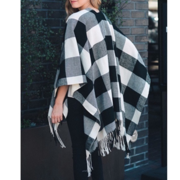 Soft Buffalo Print Poncho Cardigan - Picture 2 of 2